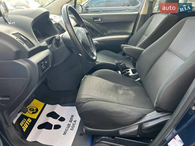 Синий Тойота Королла Версо, объемом двигателя 2.23 л и пробегом 268 тыс. км за 7800 $, фото 9 на Automoto.ua