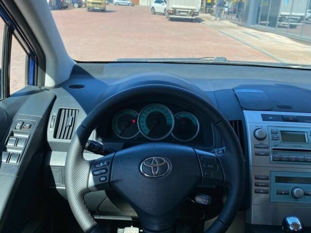 Синий Тойота Королла Версо, объемом двигателя 2.2 л и пробегом 230 тыс. км за 5500 $, фото 11 на Automoto.ua