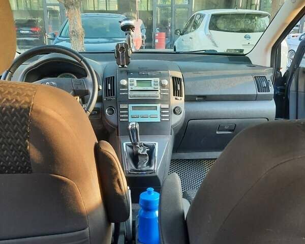 Синій Тойота Королла Версо, об'ємом двигуна 2.23 л та пробігом 275 тис. км за 6800 $, фото 29 на Automoto.ua