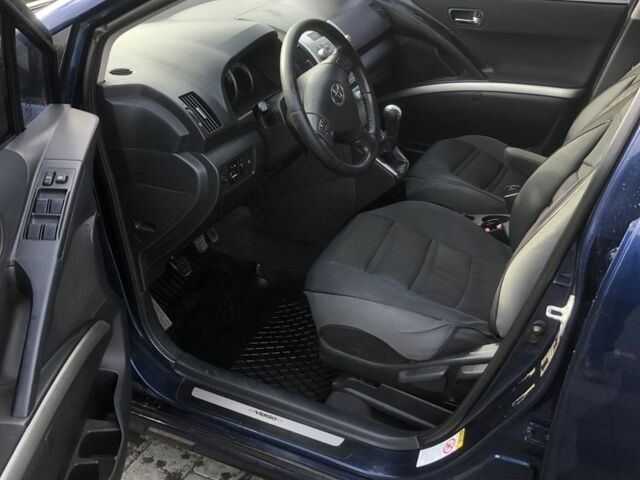 Синий Тойота Королла Версо, объемом двигателя 2.2 л и пробегом 320 тыс. км за 5700 $, фото 4 на Automoto.ua