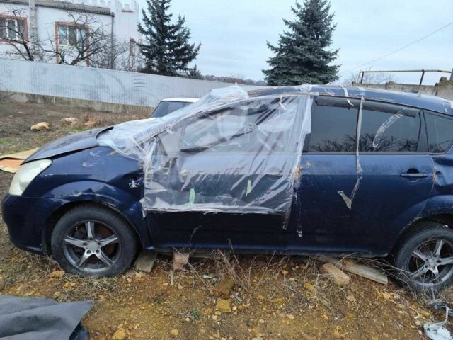 Синий Тойота Королла Версо, объемом двигателя 1.8 л и пробегом 1000 тыс. км за 2500 $, фото 15 на Automoto.ua