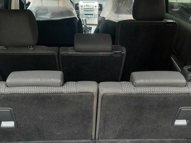 Синий Тойота Королла Версо, объемом двигателя 2.2 л и пробегом 355 тыс. км за 6500 $, фото 7 на Automoto.ua