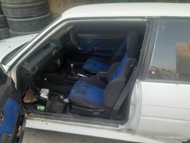 Белый Тойота Королла, объемом двигателя 0 л и пробегом 500 тыс. км за 700 $, фото 3 на Automoto.ua