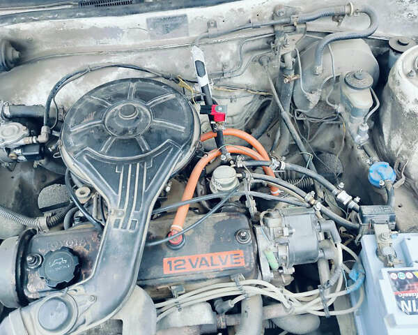 Белый Тойота Королла, объемом двигателя 1.3 л и пробегом 300 тыс. км за 1300 $, фото 12 на Automoto.ua