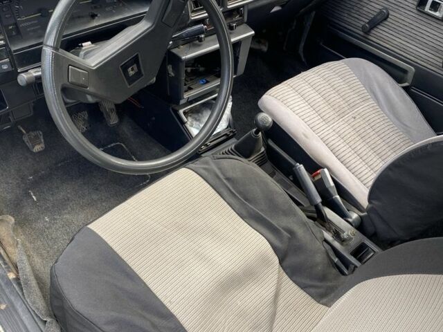 Белый Тойота Королла, объемом двигателя 1.3 л и пробегом 340 тыс. км за 850 $, фото 4 на Automoto.ua