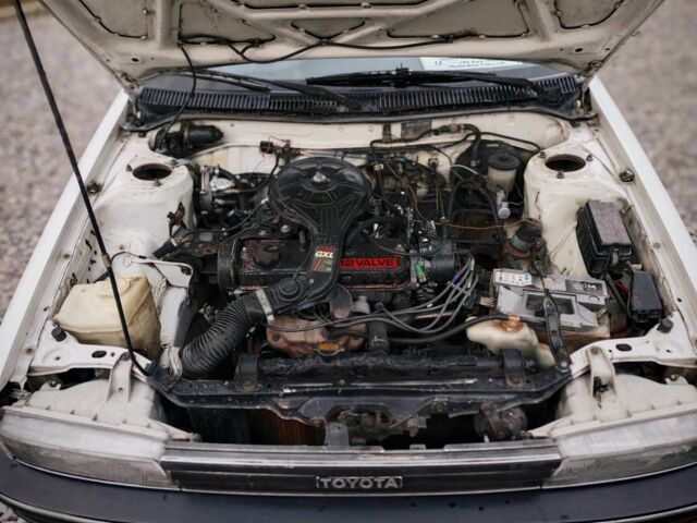 Белый Тойота Королла, объемом двигателя 1.3 л и пробегом 300 тыс. км за 1300 $, фото 22 на Automoto.ua