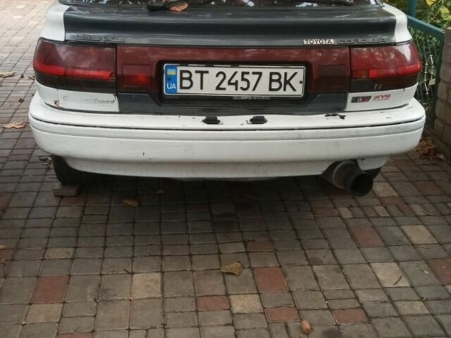 Белый Тойота Королла, объемом двигателя 1.3 л и пробегом 111 тыс. км за 1000 $, фото 2 на Automoto.ua