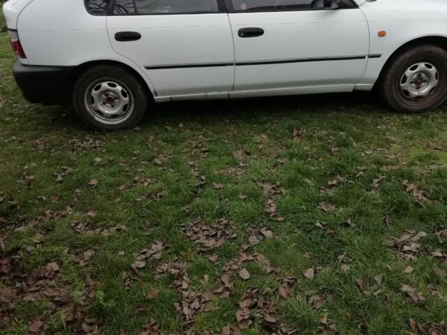 Білий Тойота Королла, об'ємом двигуна 0 л та пробігом 402 тис. км за 1500 $, фото 3 на Automoto.ua