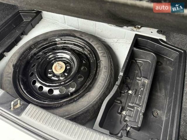 Белый Тойота Королла, объемом двигателя 1.4 л и пробегом 169 тыс. км за 5000 $, фото 18 на Automoto.ua