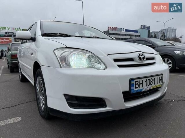 Белый Тойота Королла, объемом двигателя 1.4 л и пробегом 169 тыс. км за 5000 $, фото 6 на Automoto.ua
