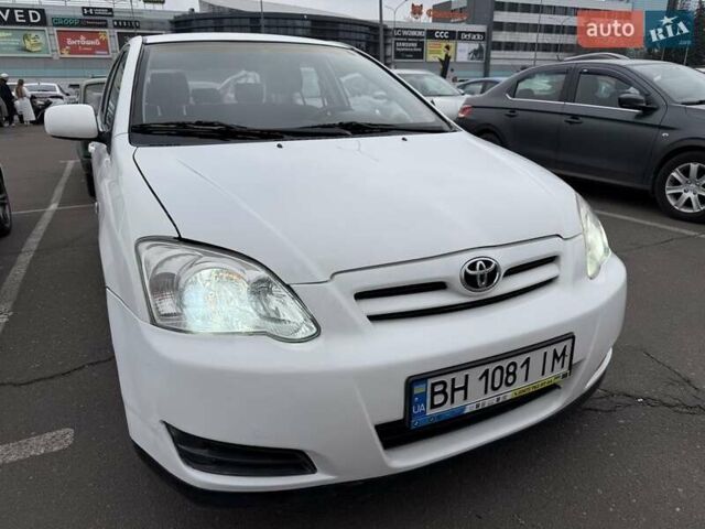 Белый Тойота Королла, объемом двигателя 1.4 л и пробегом 169 тыс. км за 5000 $, фото 3 на Automoto.ua