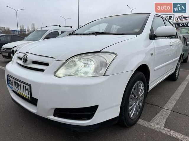Білий Тойота Королла, об'ємом двигуна 1.4 л та пробігом 169 тис. км за 4950 $, фото 2 на Automoto.ua