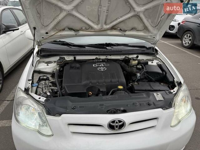 Белый Тойота Королла, объемом двигателя 1.4 л и пробегом 169 тыс. км за 5000 $, фото 21 на Automoto.ua