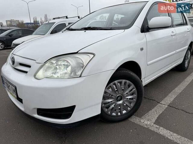 Білий Тойота Королла, об'ємом двигуна 1.4 л та пробігом 169 тис. км за 4950 $, фото 23 на Automoto.ua