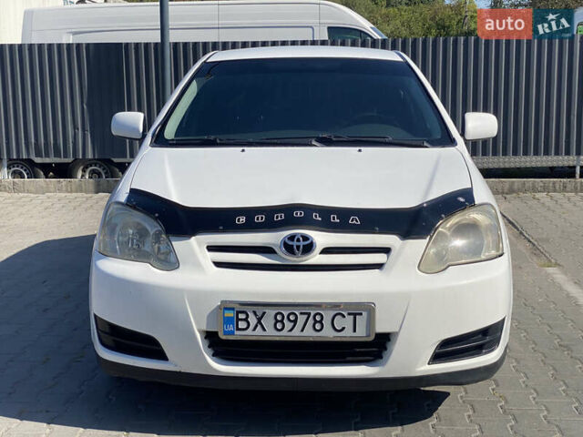 Белый Тойота Королла, объемом двигателя 1.4 л и пробегом 227 тыс. км за 3555 $, фото 1 на Automoto.ua