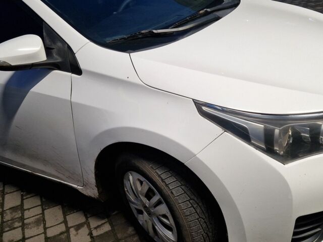 Білий Тойота Королла, об'ємом двигуна 1.3 л та пробігом 200 тис. км за 7500 $, фото 2 на Automoto.ua