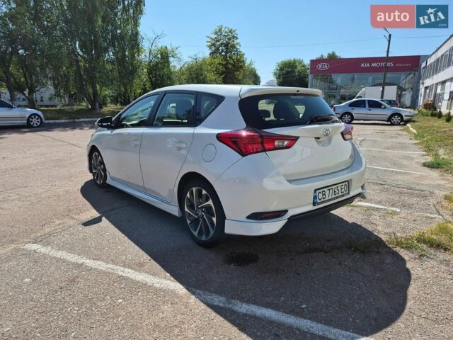 Білий Тойота Королла, об'ємом двигуна 1.8 л та пробігом 102 тис. км за 12500 $, фото 5 на Automoto.ua