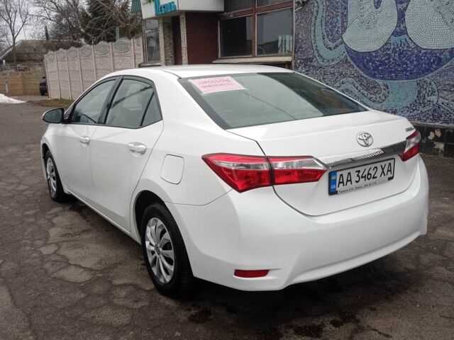 Белый Тойота Королла, объемом двигателя 1.3 л и пробегом 179 тыс. км за 10500 $, фото 9 на Automoto.ua