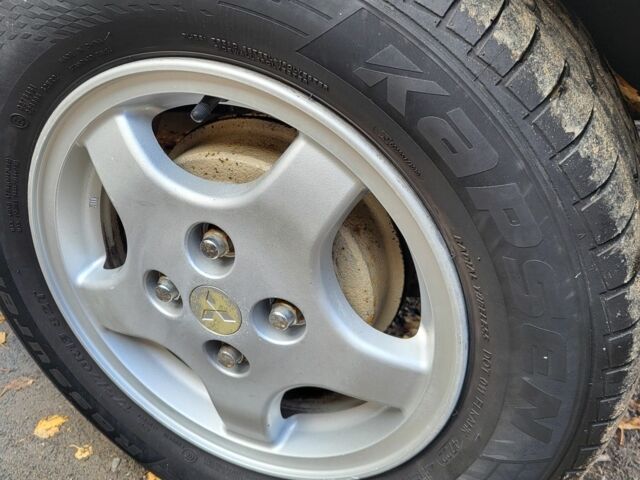 Белый Тойота Королла, объемом двигателя 0 л и пробегом 299 тыс. км за 1300 $, фото 6 на Automoto.ua