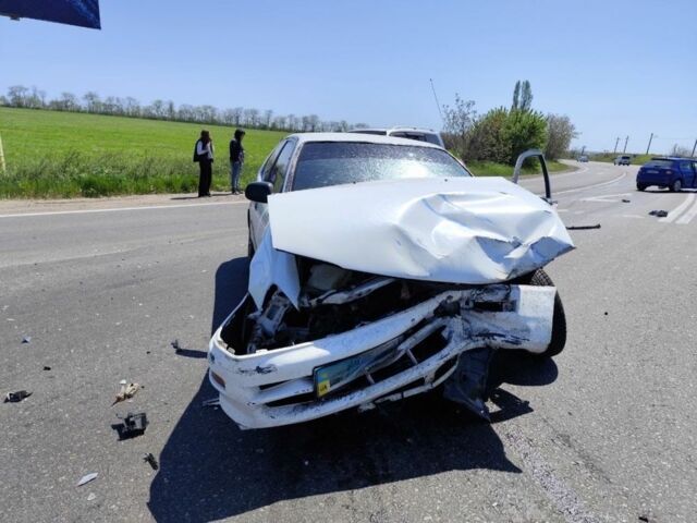 Білий Тойота Королла, об'ємом двигуна 0 л та пробігом 277 тис. км за 700 $, фото 3 на Automoto.ua