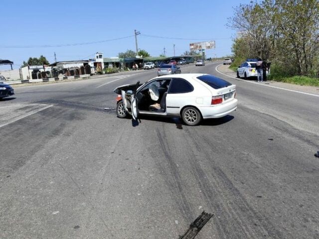 Білий Тойота Королла, об'ємом двигуна 0 л та пробігом 277 тис. км за 700 $, фото 1 на Automoto.ua