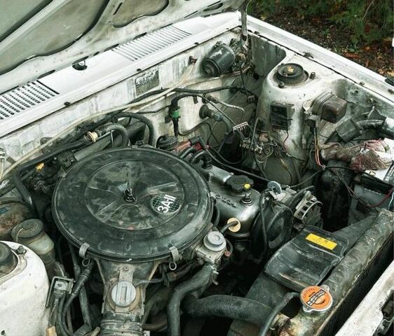 Белый Тойота Королла, объемом двигателя 1.5 л и пробегом 268 тыс. км за 800 $, фото 6 на Automoto.ua