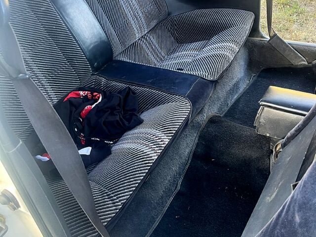 Білий Тойота Королла, об'ємом двигуна 1.6 л та пробігом 0 тис. км за 1800 $, фото 6 на Automoto.ua