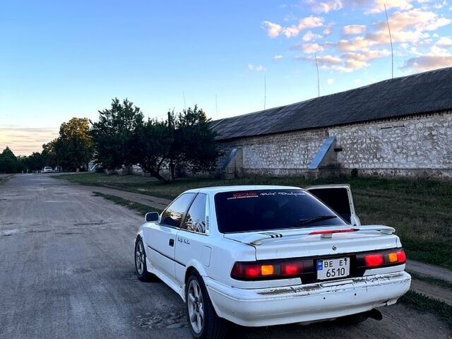 Белый Тойота Королла, объемом двигателя 1.6 л и пробегом 0 тыс. км за 1800 $, фото 4 на Automoto.ua