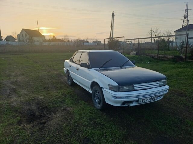 Білий Тойота Королла, об'ємом двигуна 0 л та пробігом 250 тис. км за 350 $, фото 1 на Automoto.ua