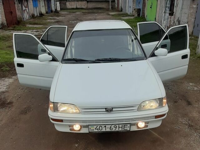 Белый Тойота Королла, объемом двигателя 0 л и пробегом 315 тыс. км за 1550 $, фото 23 на Automoto.ua