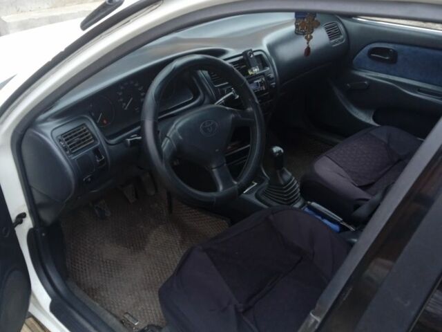 Білий Тойота Королла, об'ємом двигуна 1.3 л та пробігом 340 тис. км за 1900 $, фото 4 на Automoto.ua