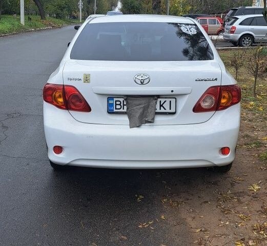 Белый Тойота Королла, объемом двигателя 0 л и пробегом 153 тыс. км за 8300 $, фото 1 на Automoto.ua