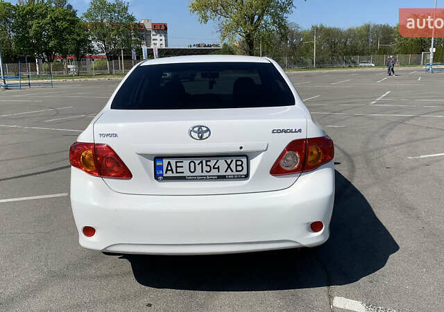 Белый Тойота Королла, объемом двигателя 1.6 л и пробегом 164 тыс. км за 6899 $, фото 5 на Automoto.ua