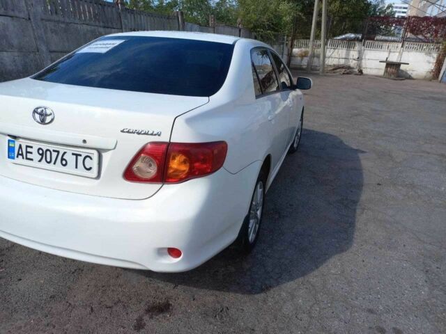 Білий Тойота Королла, об'ємом двигуна 1.6 л та пробігом 300 тис. км за 5600 $, фото 2 на Automoto.ua