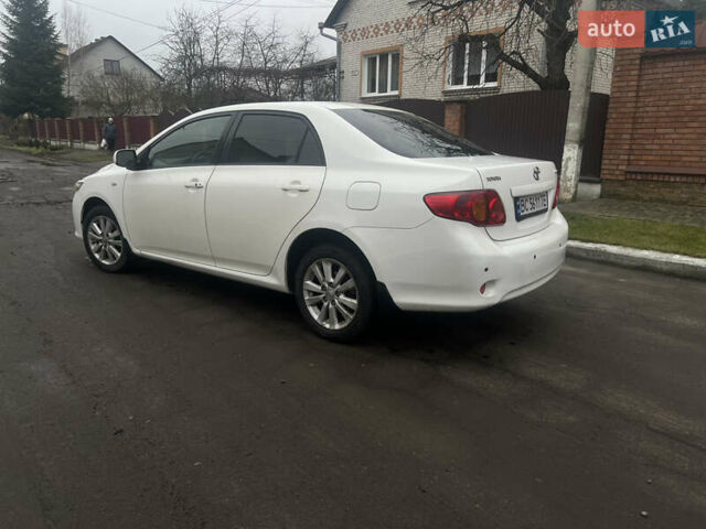 Белый Тойота Королла, объемом двигателя 1.6 л и пробегом 290 тыс. км за 5950 $, фото 4 на Automoto.ua