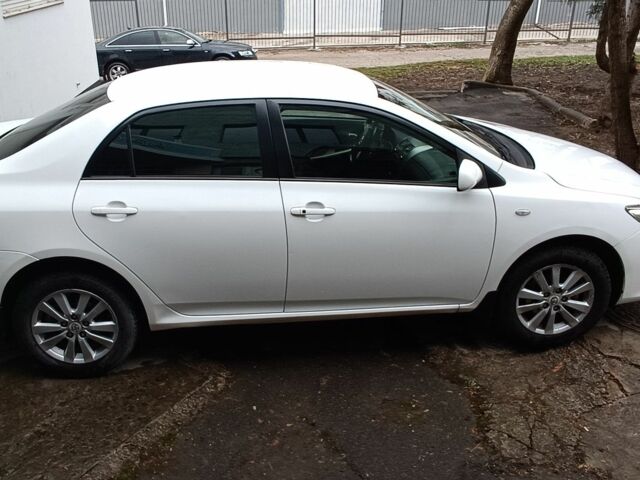 Белый Тойота Королла, объемом двигателя 1.6 л и пробегом 189 тыс. км за 6600 $, фото 2 на Automoto.ua