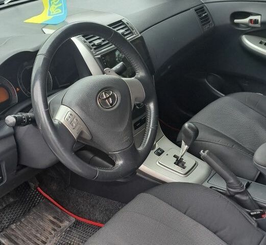 Белый Тойота Королла, объемом двигателя 0 л и пробегом 153 тыс. км за 8300 $, фото 4 на Automoto.ua