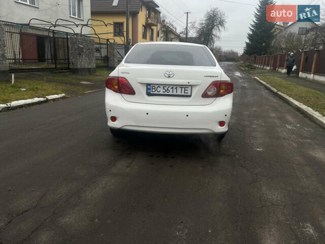 Белый Тойота Королла, объемом двигателя 1.6 л и пробегом 290 тыс. км за 5950 $, фото 6 на Automoto.ua