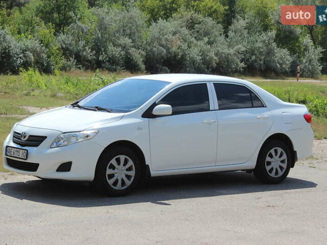 Білий Тойота Королла, об'ємом двигуна 1.3 л та пробігом 169 тис. км за 7599 $, фото 1 на Automoto.ua