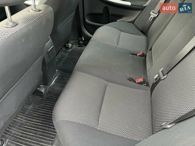 Белый Тойота Королла, объемом двигателя 1.6 л и пробегом 153 тыс. км за 9800 $, фото 8 на Automoto.ua