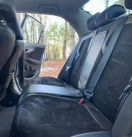 Белый Тойота Королла, объемом двигателя 0 л и пробегом 143 тыс. км за 7000 $, фото 7 на Automoto.ua