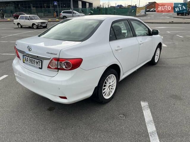 Белый Тойота Королла, объемом двигателя 1.6 л и пробегом 153 тыс. км за 9800 $, фото 6 на Automoto.ua