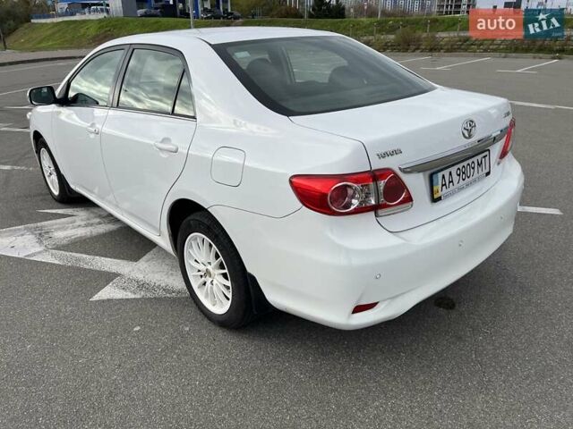 Белый Тойота Королла, объемом двигателя 1.6 л и пробегом 153 тыс. км за 9800 $, фото 14 на Automoto.ua