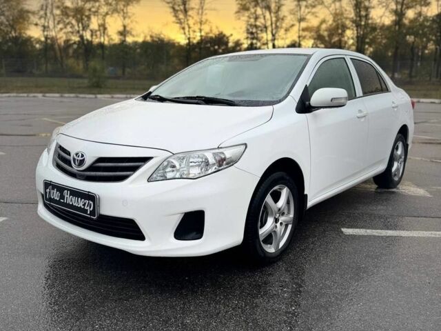 Білий Тойота Королла, об'ємом двигуна 0 л та пробігом 194 тис. км за 6800 $, фото 2 на Automoto.ua