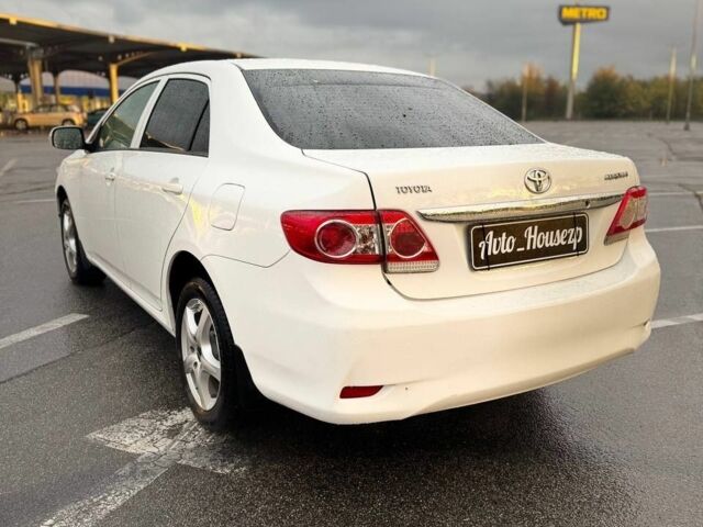 Білий Тойота Королла, об'ємом двигуна 0 л та пробігом 194 тис. км за 6800 $, фото 4 на Automoto.ua