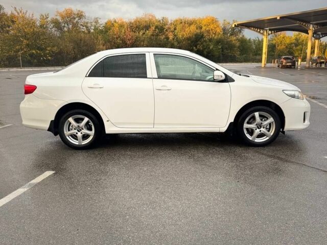 Білий Тойота Королла, об'ємом двигуна 0 л та пробігом 194 тис. км за 6800 $, фото 3 на Automoto.ua