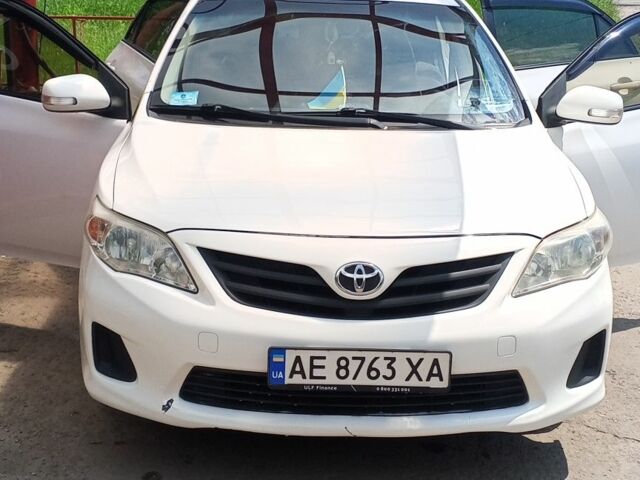 Белый Тойота Королла, объемом двигателя 1.3 л и пробегом 213 тыс. км за 7350 $, фото 13 на Automoto.ua