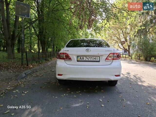 Белый Тойота Королла, объемом двигателя 1.33 л и пробегом 223 тыс. км за 7200 $, фото 10 на Automoto.ua