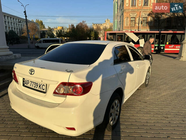 Белый Тойота Королла, объемом двигателя 1.3 л и пробегом 175 тыс. км за 7800 $, фото 14 на Automoto.ua