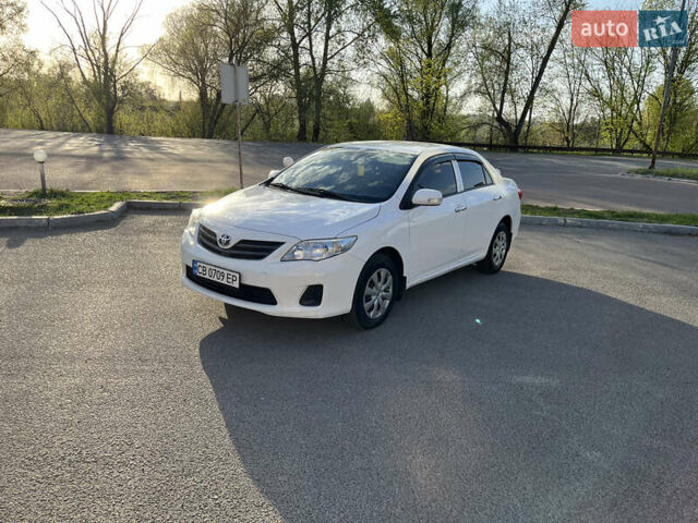 Белый Тойота Королла, объемом двигателя 1.3 л и пробегом 184 тыс. км за 7000 $, фото 2 на Automoto.ua